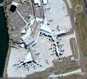 キングスフォードスミス国際空港